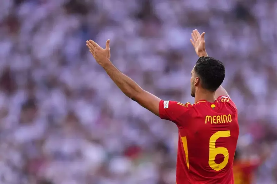 Pemain Spanyol Mikel Merino mencetak gol kedua sekaligus menjadi penentu kemenangan atas Jerman pada pertandingan babak perempat final Euro 2024  di Stuttgart, Jerman, Jumat, 5 Juli 2024. - (AP/Manu Fernandez)